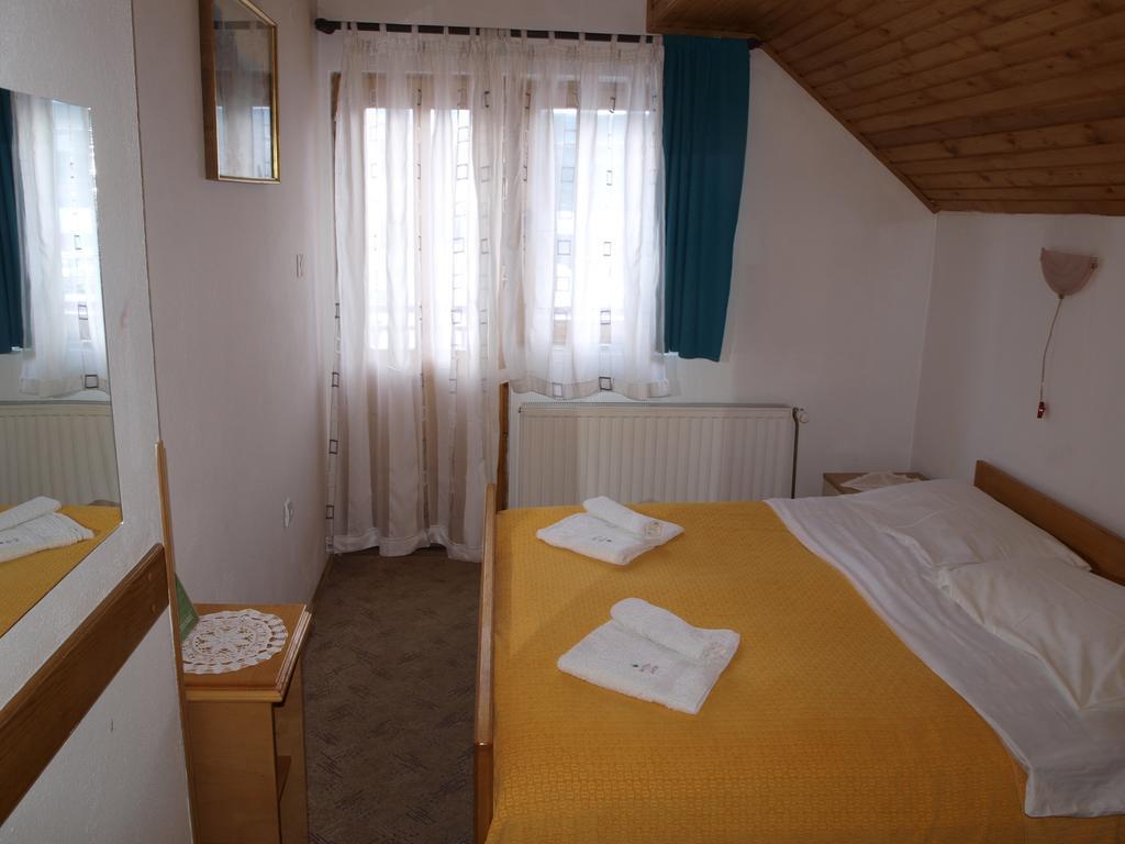 Guesthouse Ukus Durmitora Žabljak Eksteriør billede